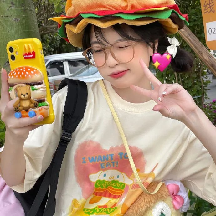 戛纳机密第一季